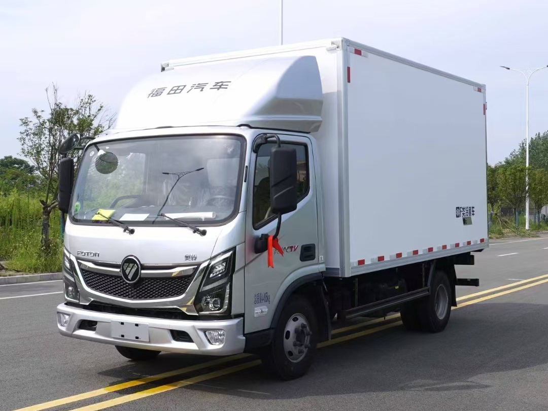 福田奧鈴CTV藍(lán)牌冷藏車